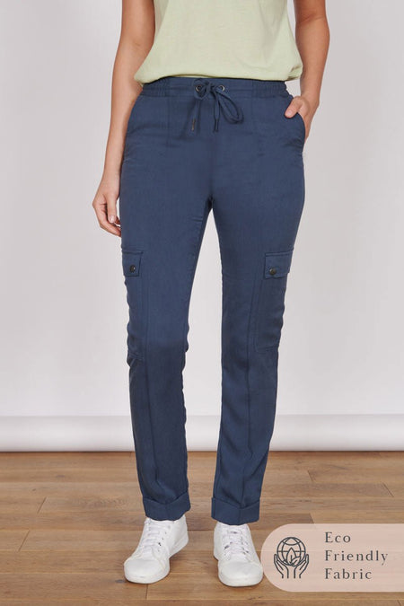 Pantalones deportivos formales entallados de Charlotte Navy