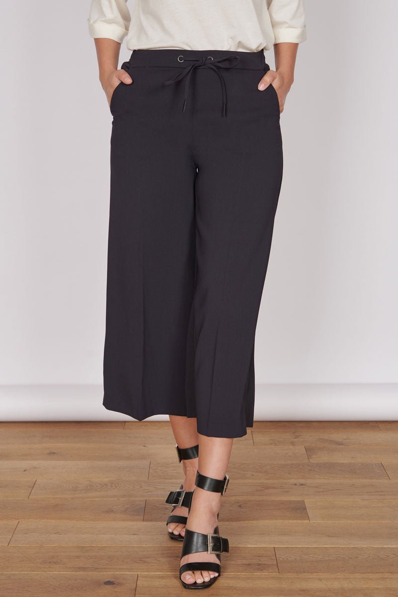 Jeetly.comGrace Black Wide Leg CulottesTrousers