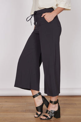 Jeetly.comGrace Black Wide Leg CulottesTrousers